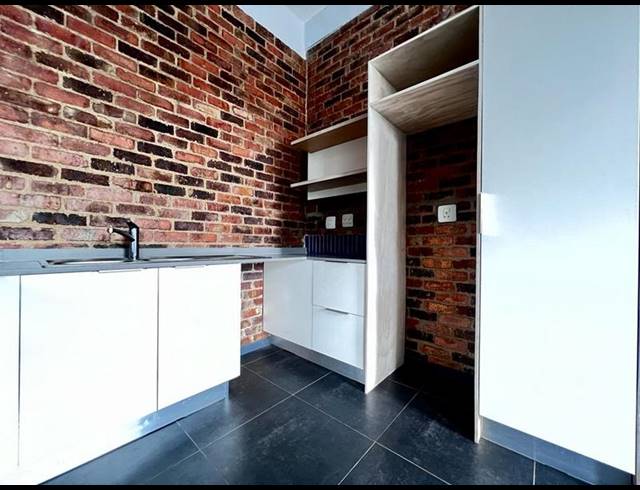 1 BEDROOM PROPERTY TO RENT IN BRAAMFONTEIN